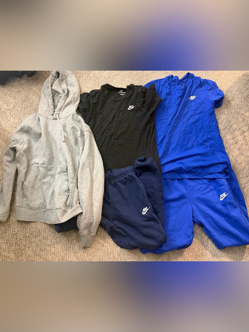 Nike Lot Bundle 5-Piece Athletic Set Small Hoodie Joggers T-Shirts